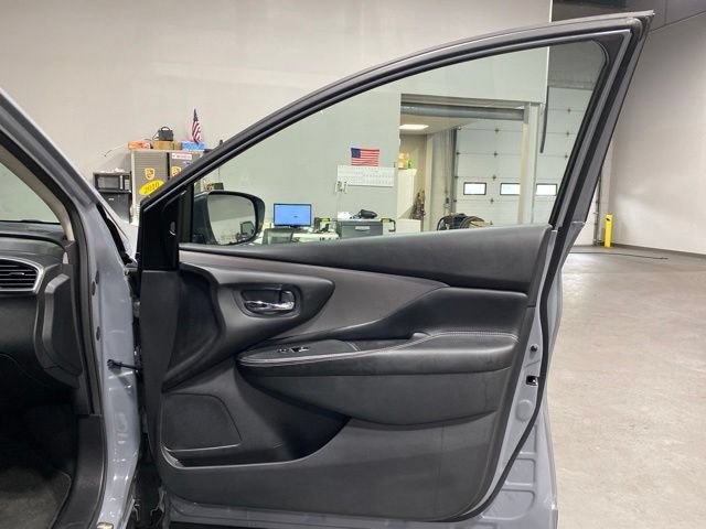 Certified 2023 Nissan Murano SV w/ SV Midnight Edition Package AWD/4WD image 29