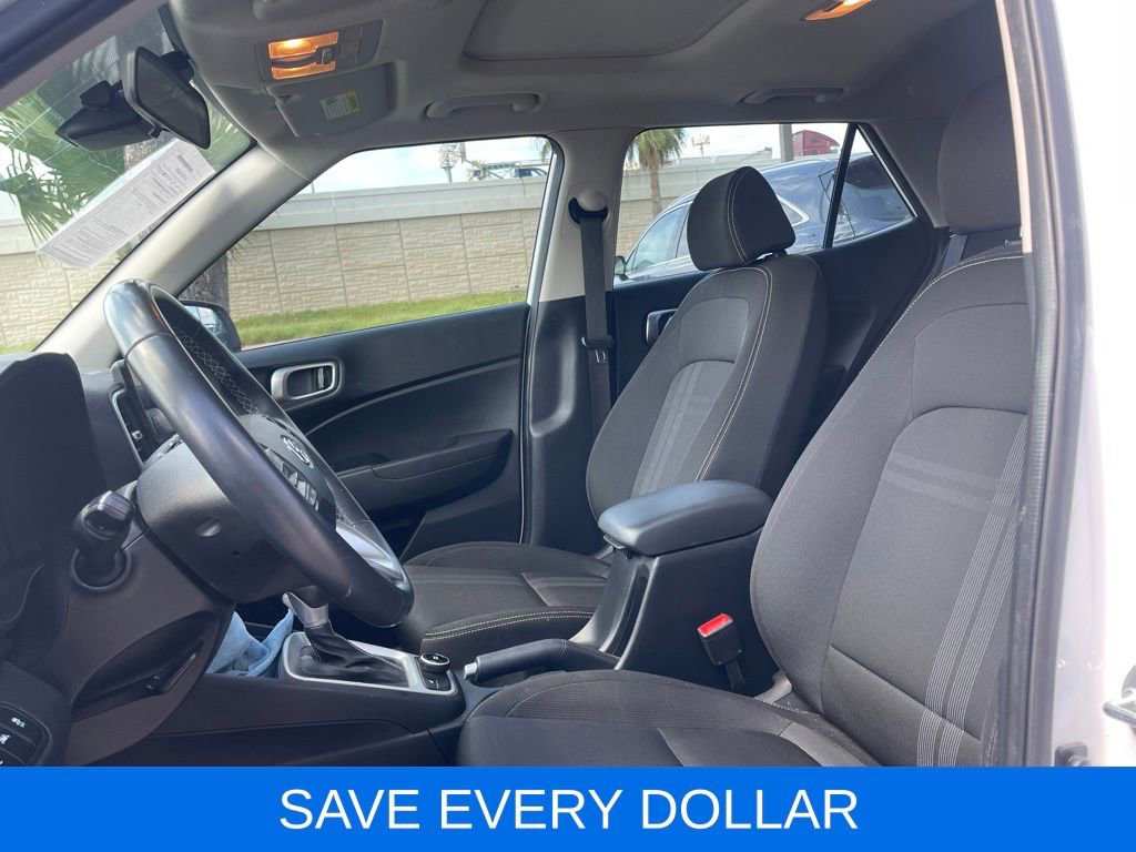 Used 2021 Hyundai Venue SEL w/ Premium Package FWD image 14