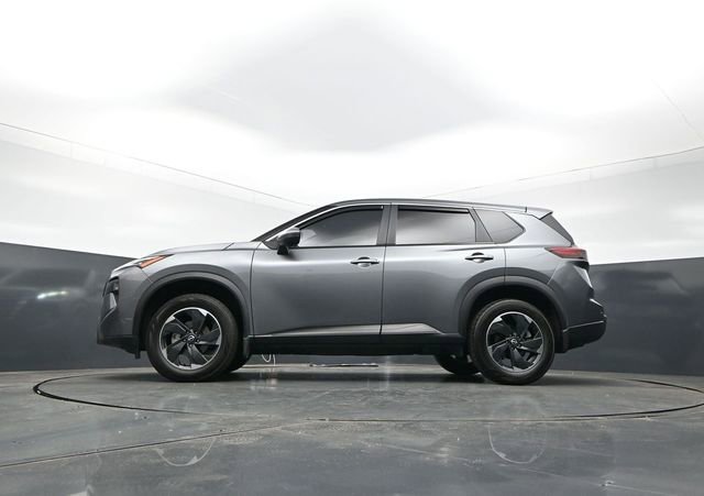Certified 2024 Nissan Rogue SV FWD image 25