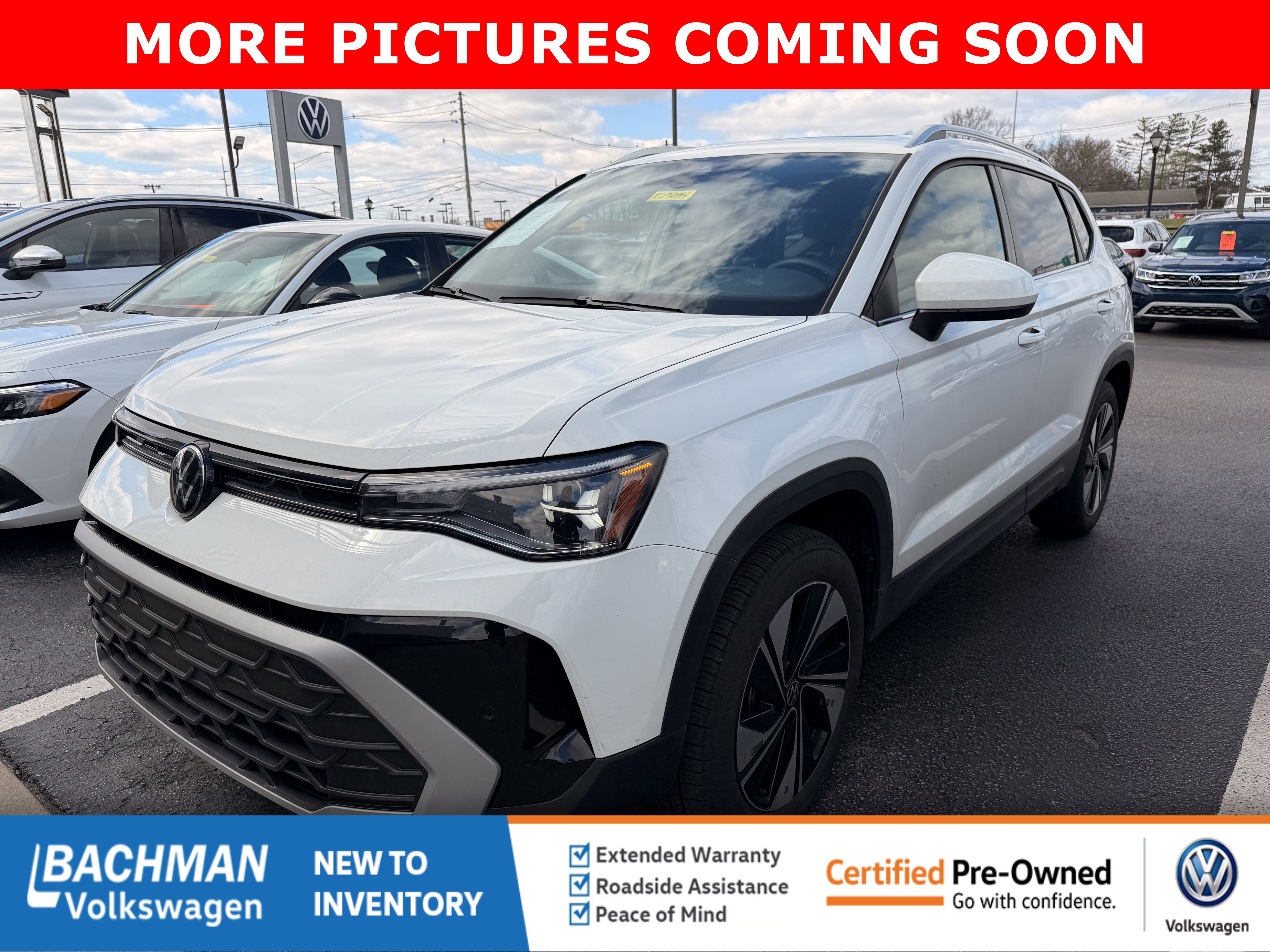 Certified 2025 Volkswagen Taos SE w/ Panoramic Sunroof Package image 3