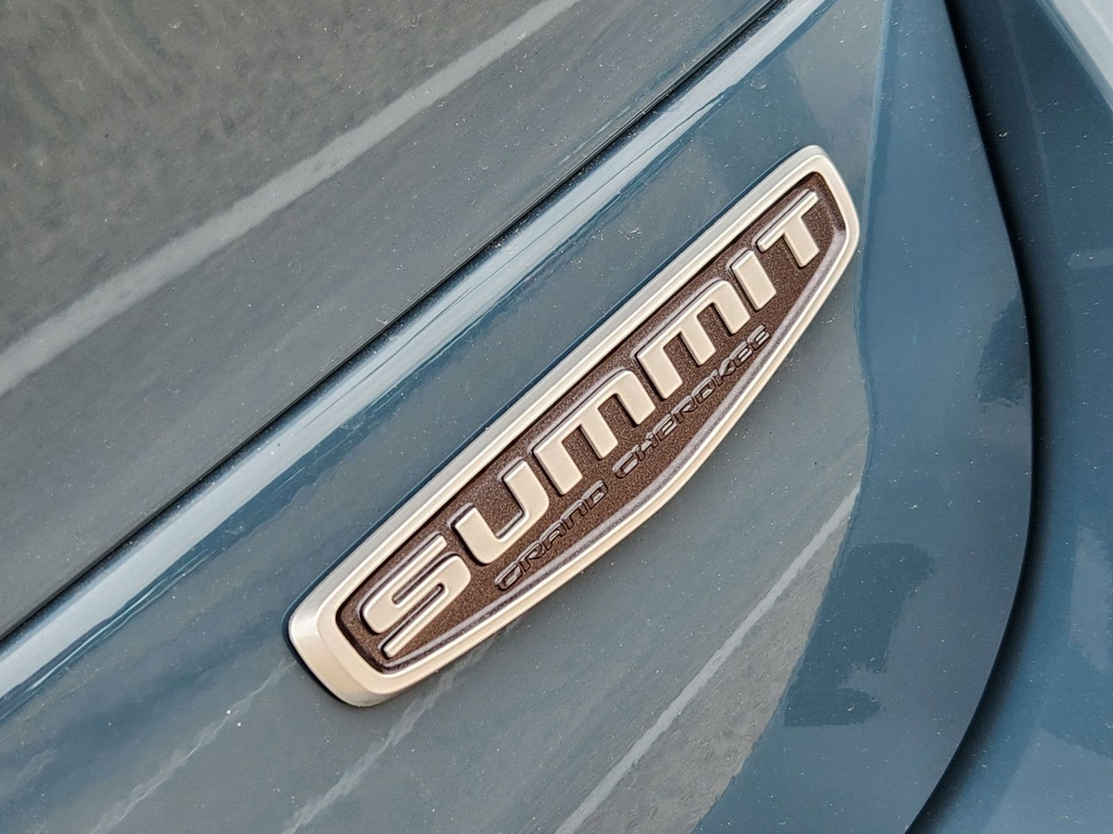 New 2026 Jeep Grand Cherokee L Summit AWD/4WD image 18