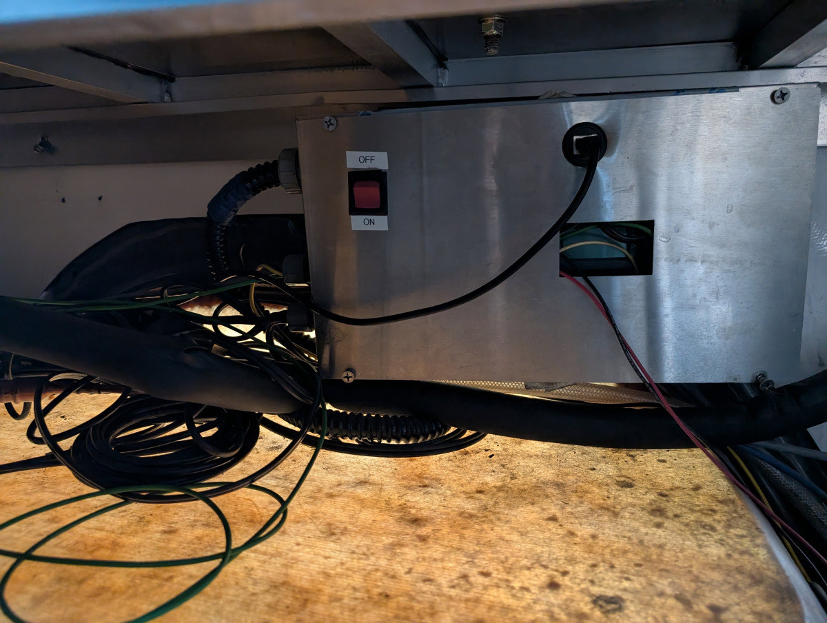 Used 2021 Mercedes-Benz Sprinter 4500 w/ Parking Package image 27