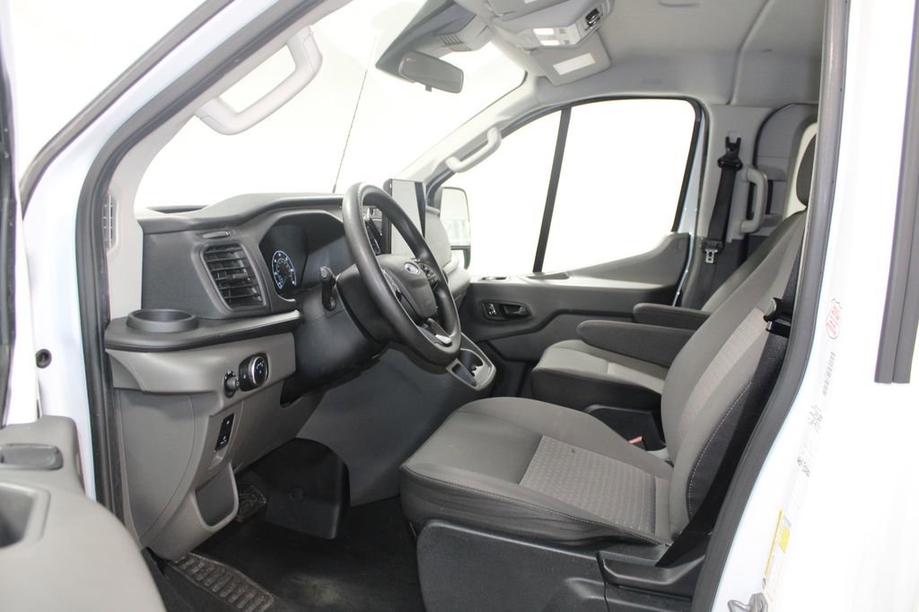 Used 2023 Ford Transit 350 XLT image 23