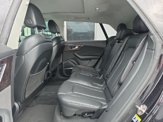 Used 2020 Audi Q8 Prestige AWD/4WD image 16