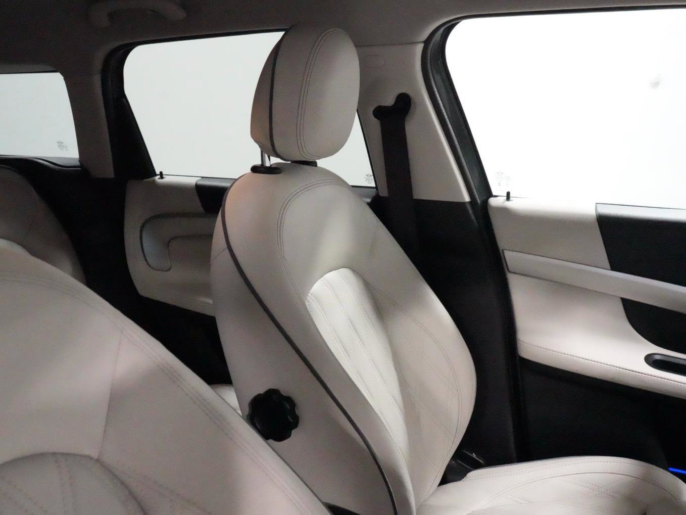 Certified 2023 MINI Cooper Countryman S w/ Signature Upholstery Package image 32