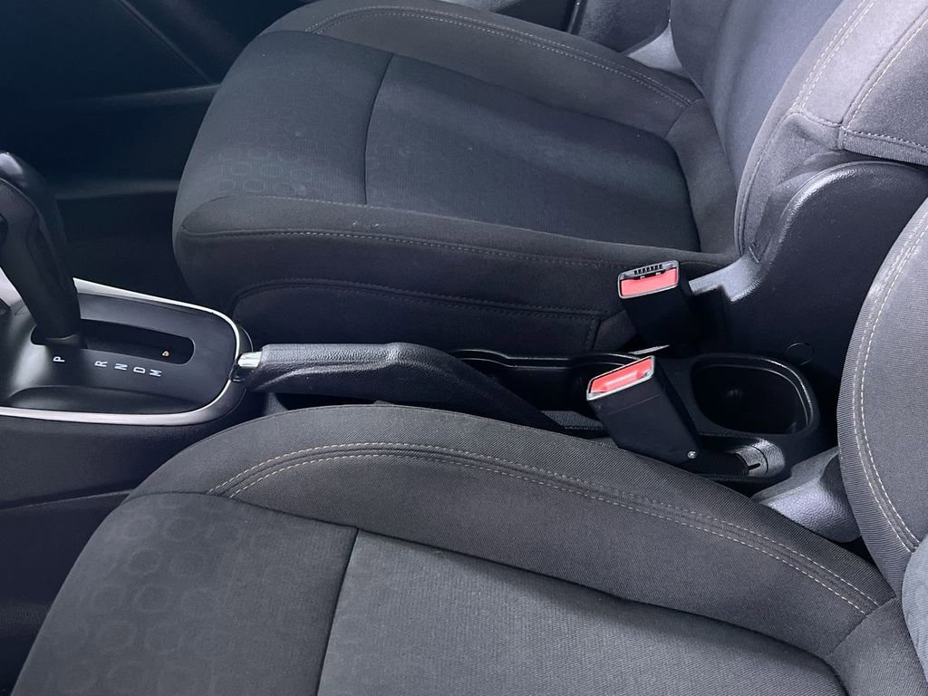 Used 2021 Chevrolet Trax LS image 21