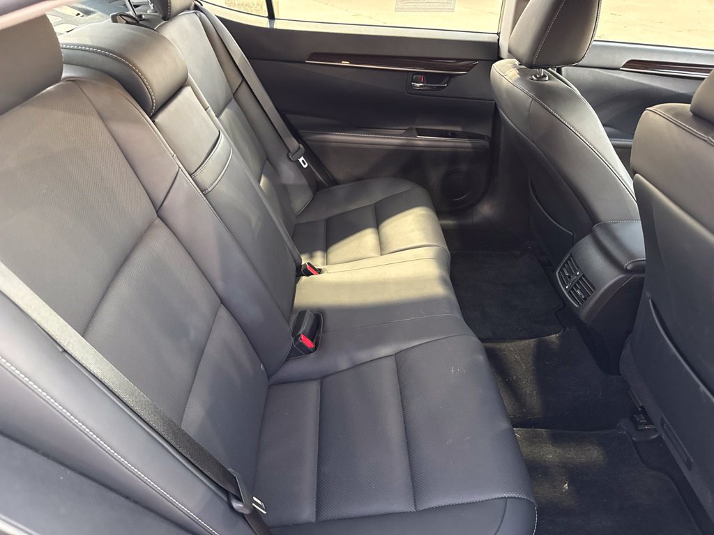 Used 2016 Lexus ES 350 w/ Premium Package w/Wood Trim FWD image 15