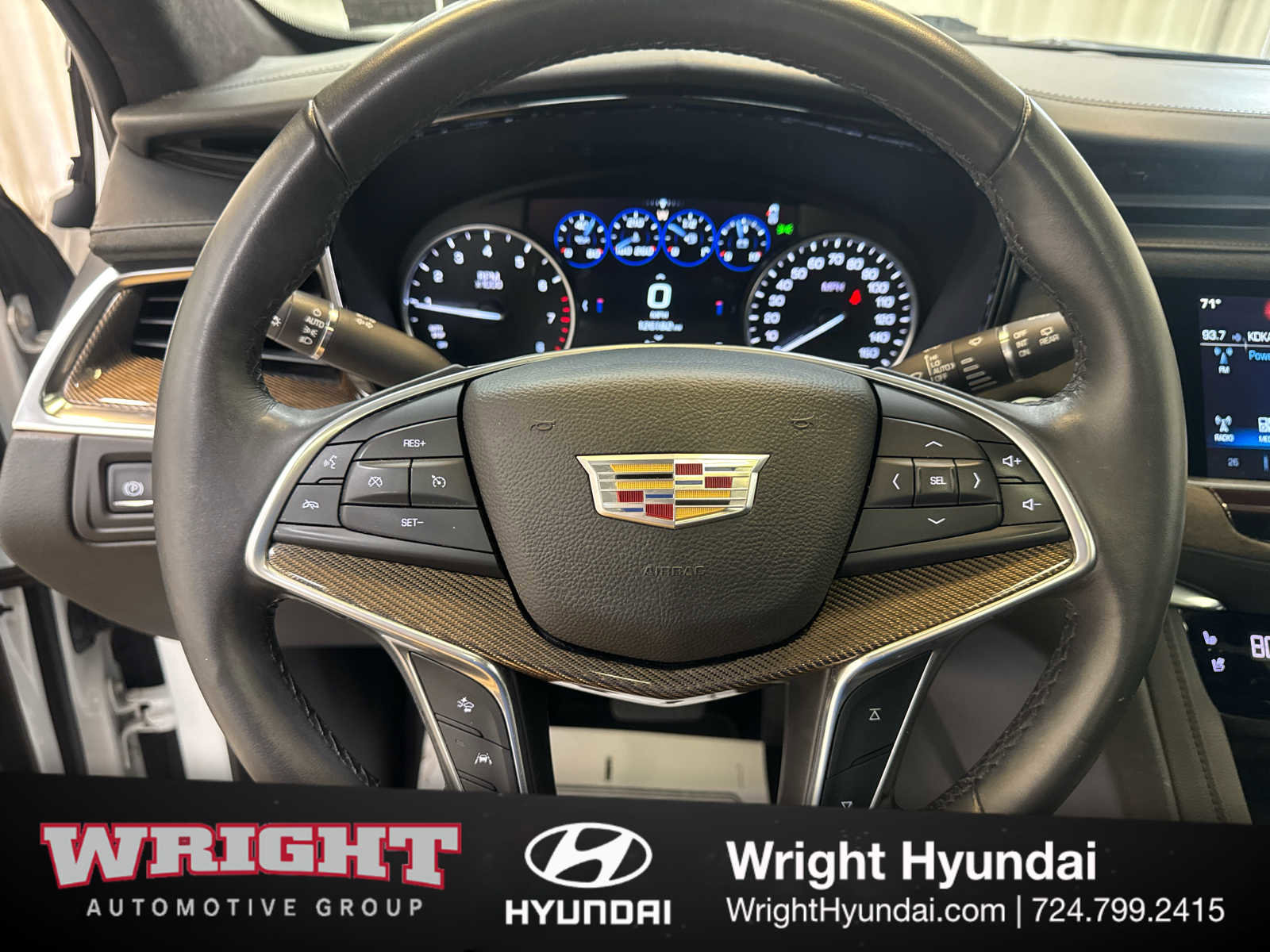 Used 2017 Cadillac XT5 Platinum AWD/4WD image 20