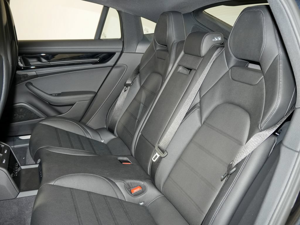 New 2026 Porsche Panamera 4 AWD/4WD image 34