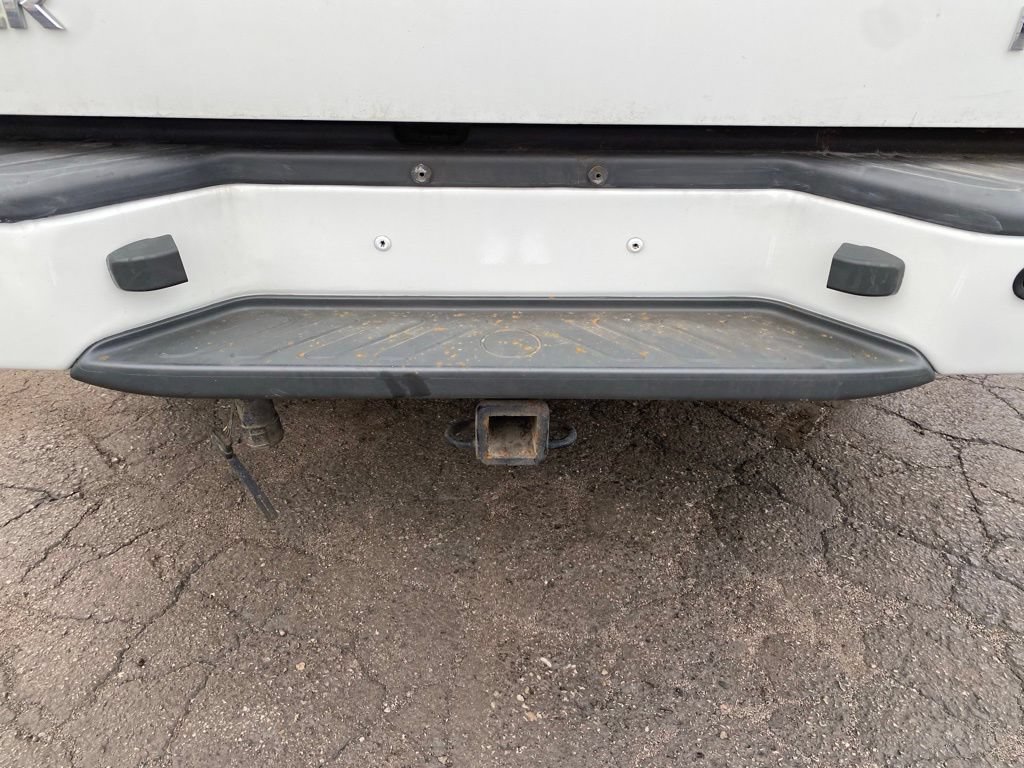 Used 2013 Nissan Frontier PRO-4X AWD/4WD image 4