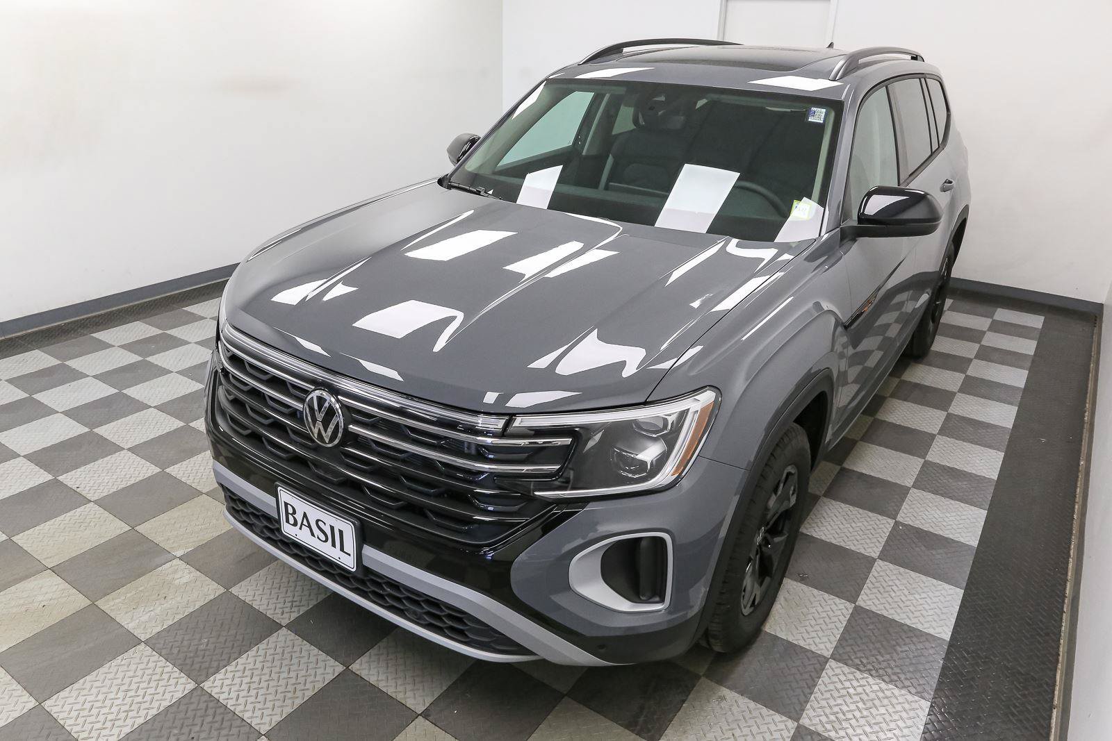 New 2026 Volkswagen Atlas Peak Edition AWD/4WD image 6