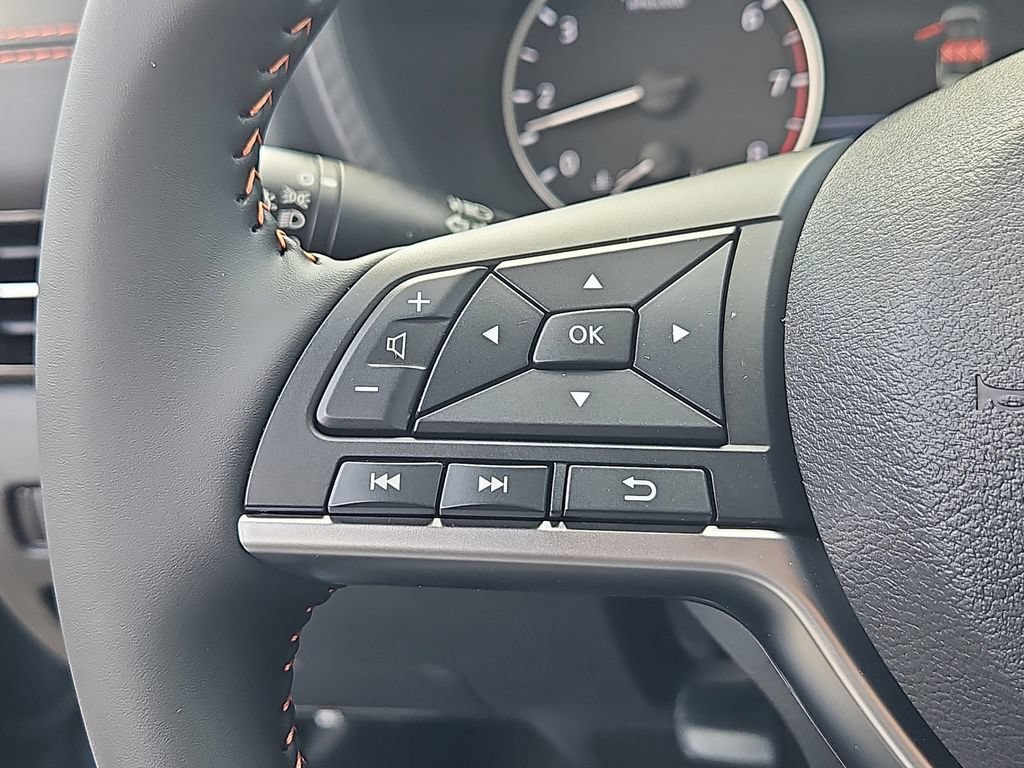 New 2025 Nissan Sentra SR FWD image 9