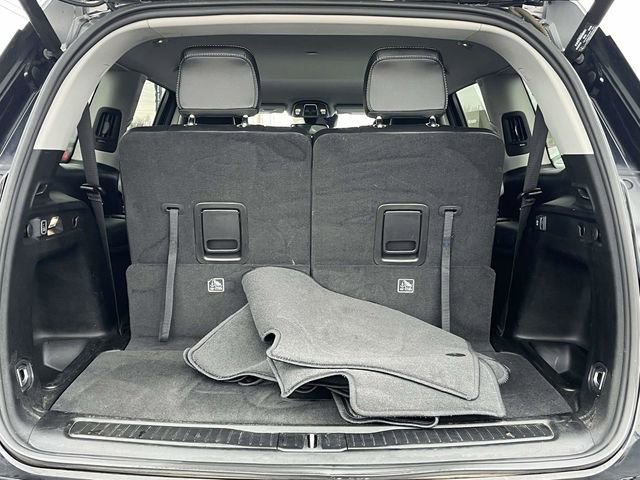 Used 2023 Jeep Grand Cherokee L Limited image 21