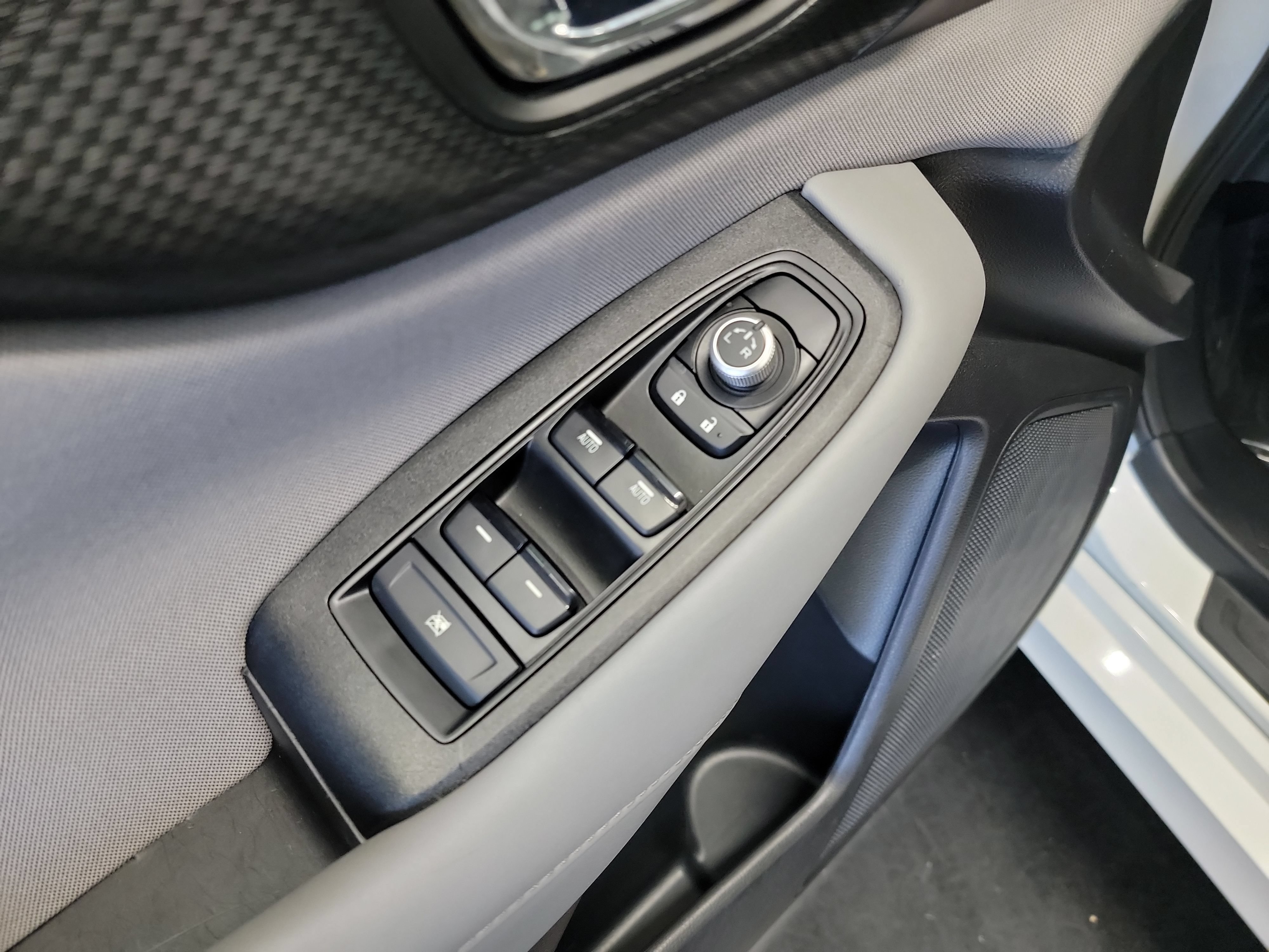Used 2023 Subaru Legacy Premium AWD/4WD image 14