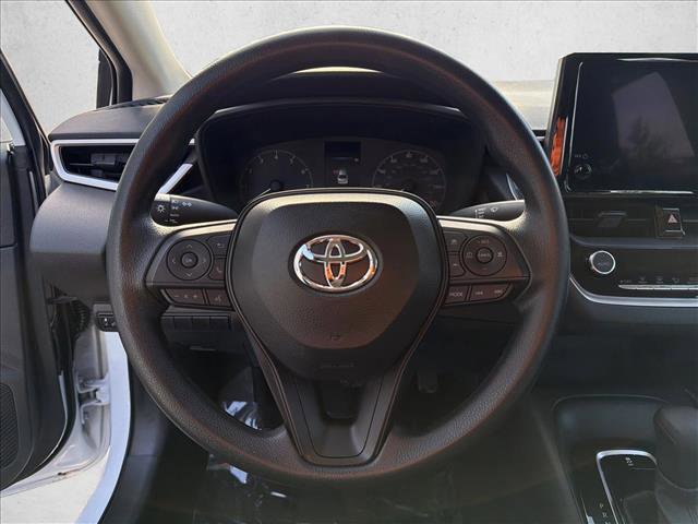 Used 2025 Toyota Corolla LE image 14