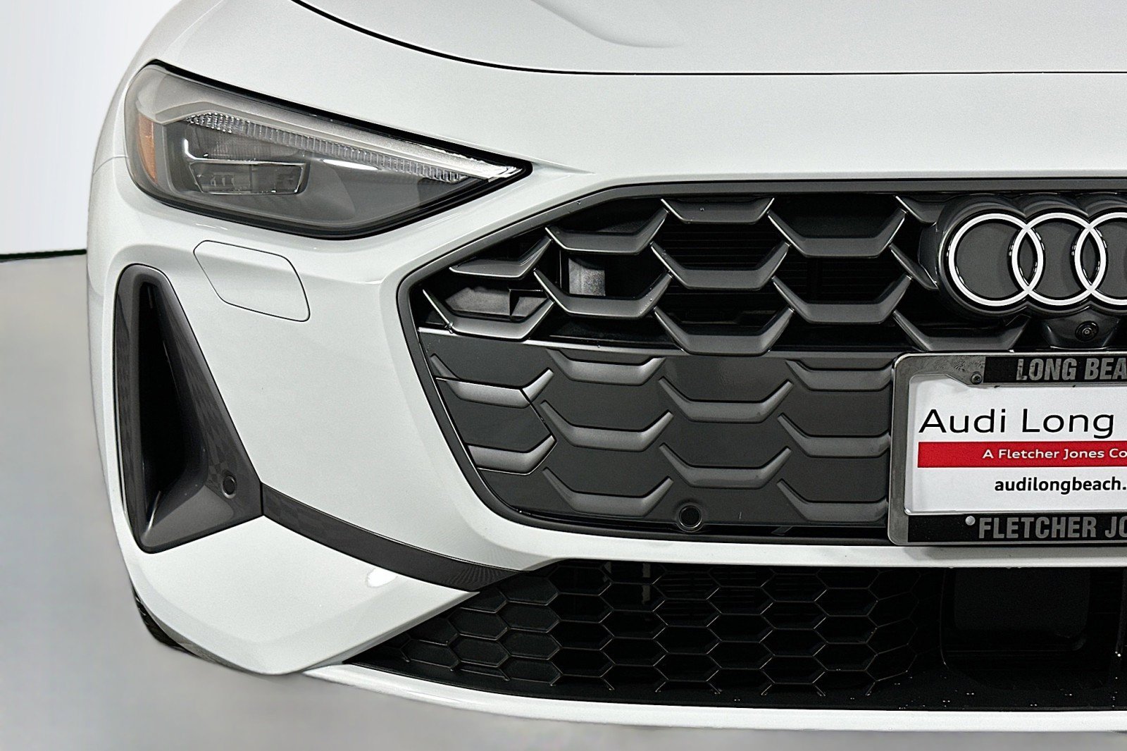 Used 2025 Audi A5 2.0T Premium w/ Convenience Package image 16