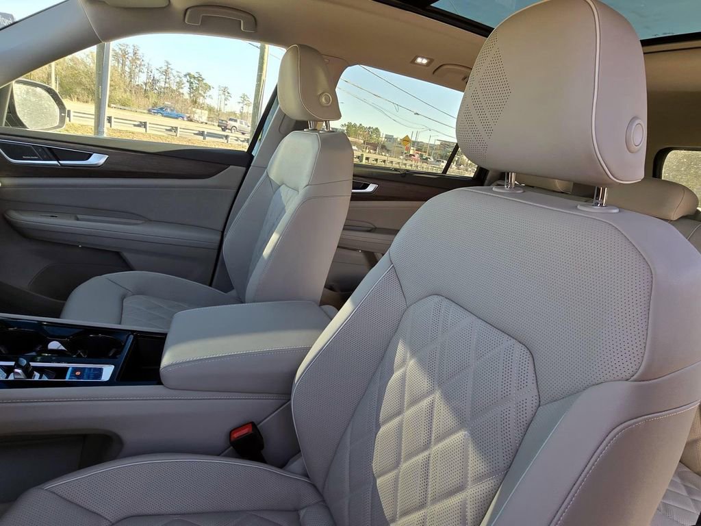 New 2026 Volkswagen Atlas SEL Premium R-Line image 26