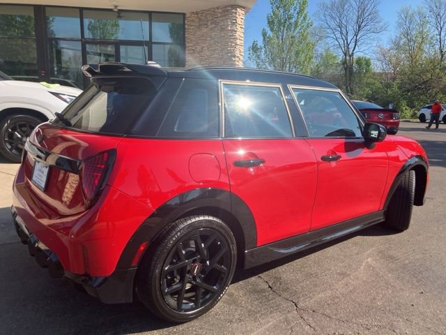 Used 2025 MINI Cooper S FWD image 3
