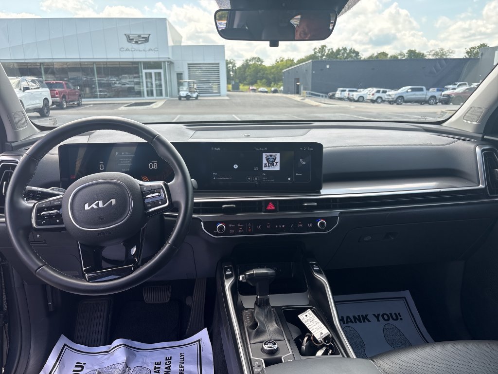 Used 2025 Kia Sorento S FWD image 14