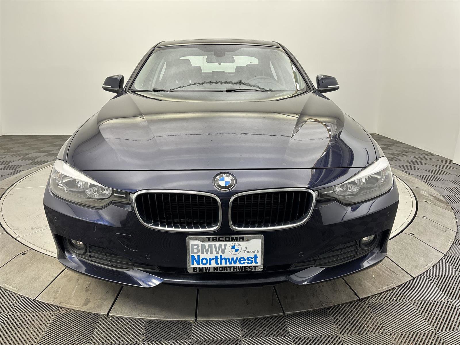 Used 2014 BMW 320i xDrive Sedan image 14