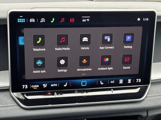 New 2026 Volkswagen Tiguan SE R-Line FWD image 10