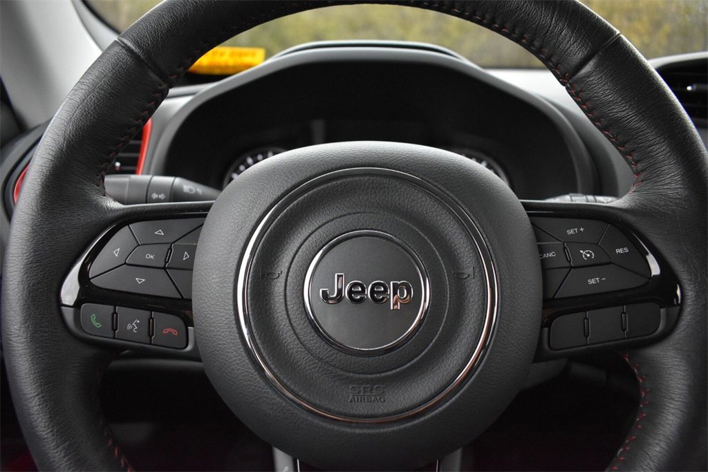 Used 2022 Jeep Renegade Trailhawk w/ Trailer Tow Group image 15