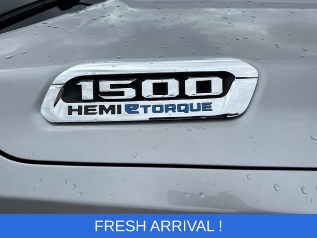 Used 2024 RAM 1500 Laramie image 12