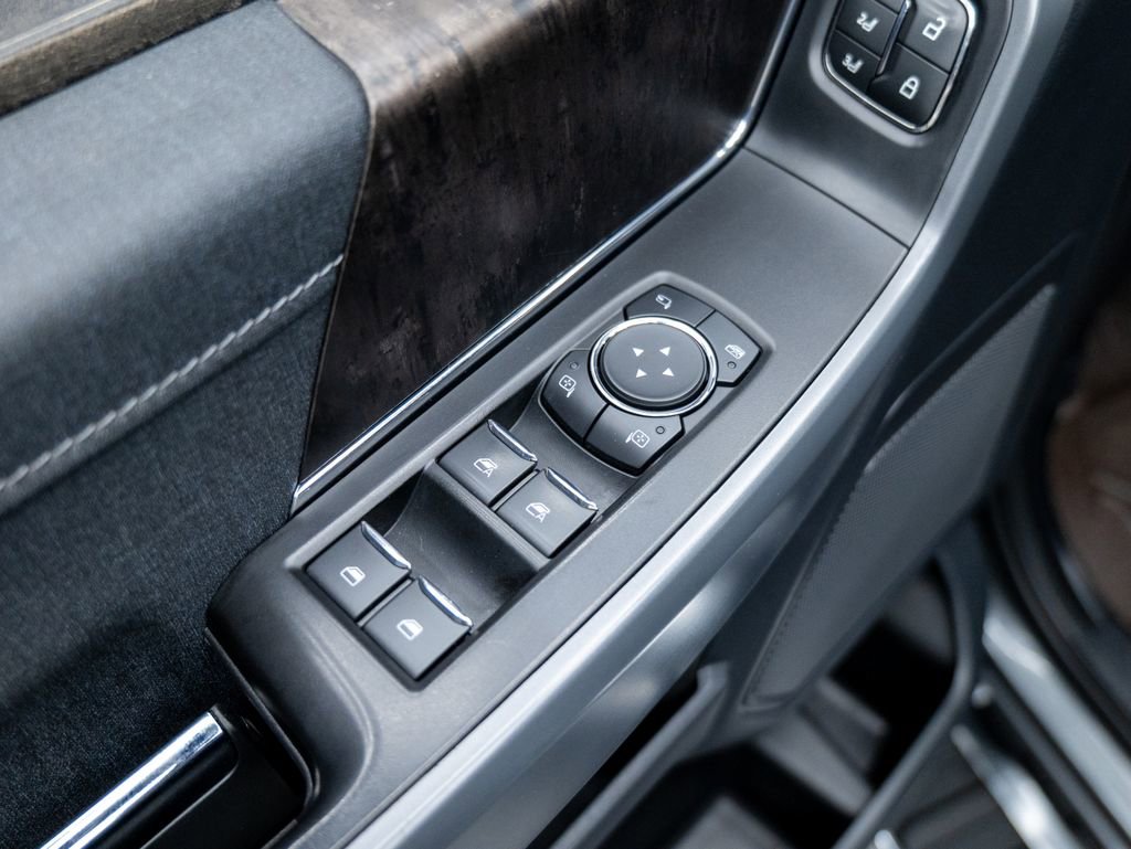 Used 2022 Ford F150 Lariat AWD/4WD image 37