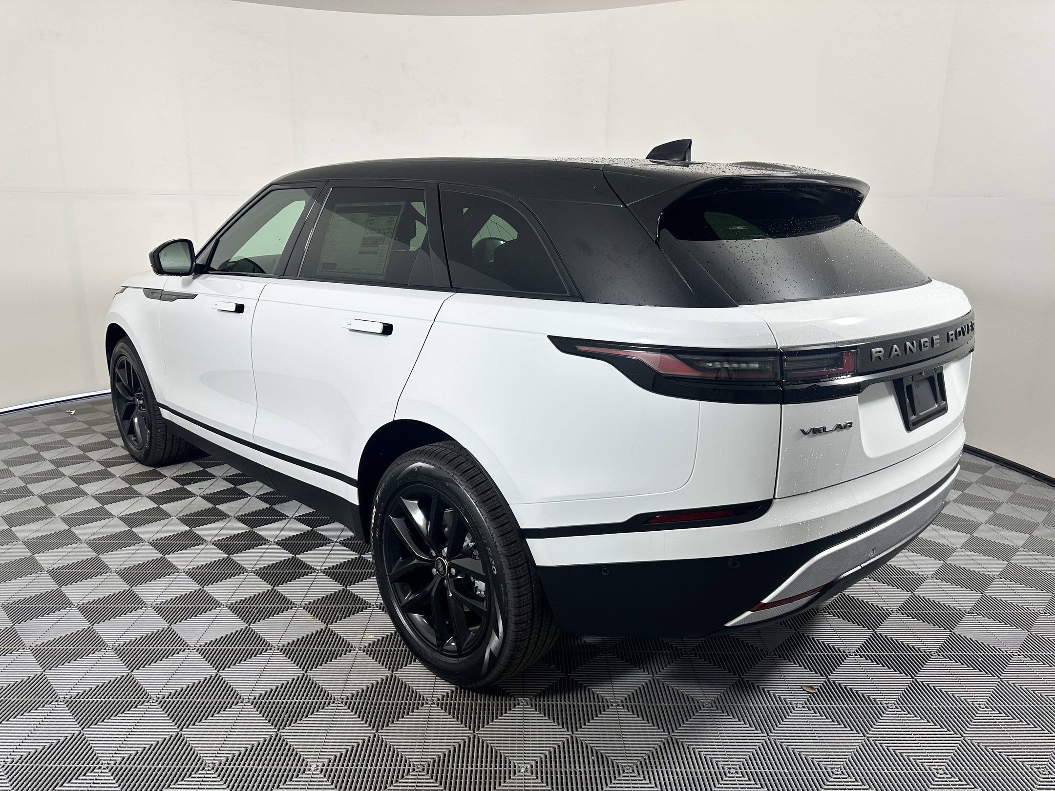 New 2026 Land Rover Range Rover Velar S image 3