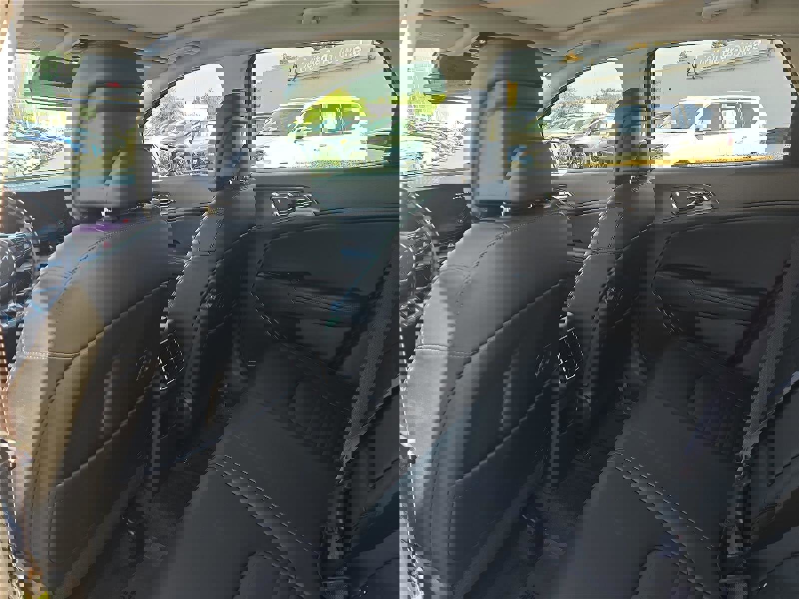 Used 2024 Kia Sportage SX Prestige image 14