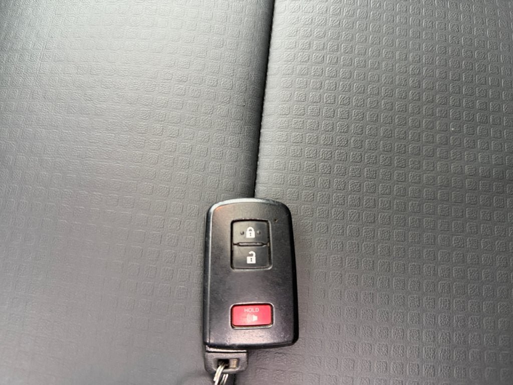 Used 2021 Toyota Tacoma TRD Pro AWD/4WD image 31