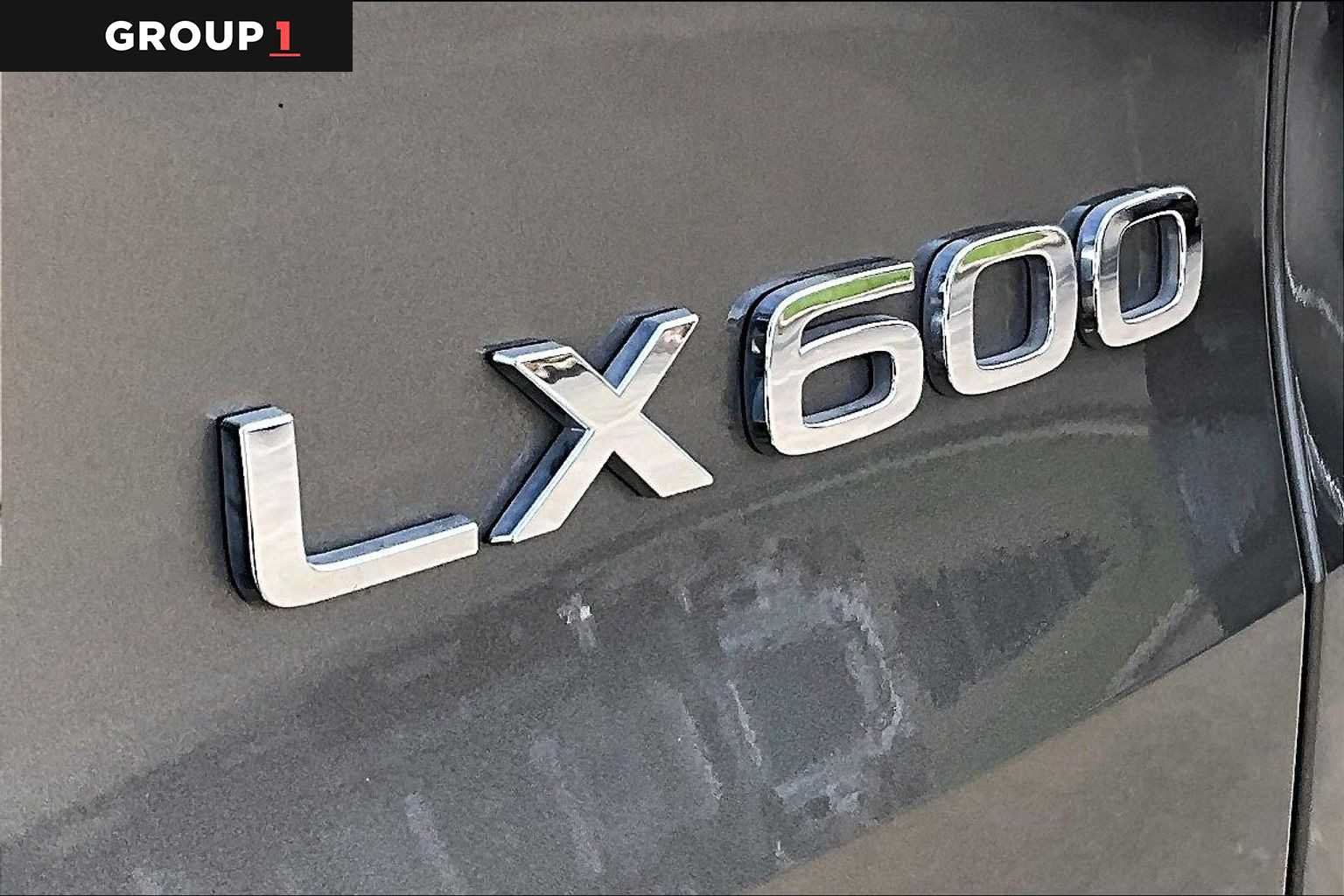 Used 2025 Lexus LX 600 4WD w/ Accessory Package (2T) image 28