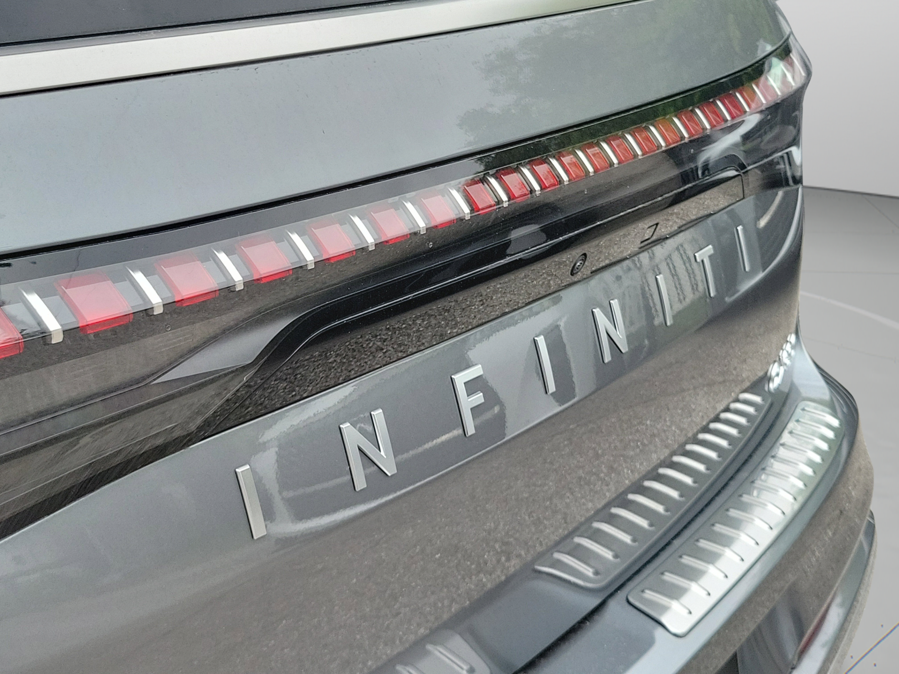 New 2026 INFINITI QX80 Luxe w/ Cargo Package RWD image 28