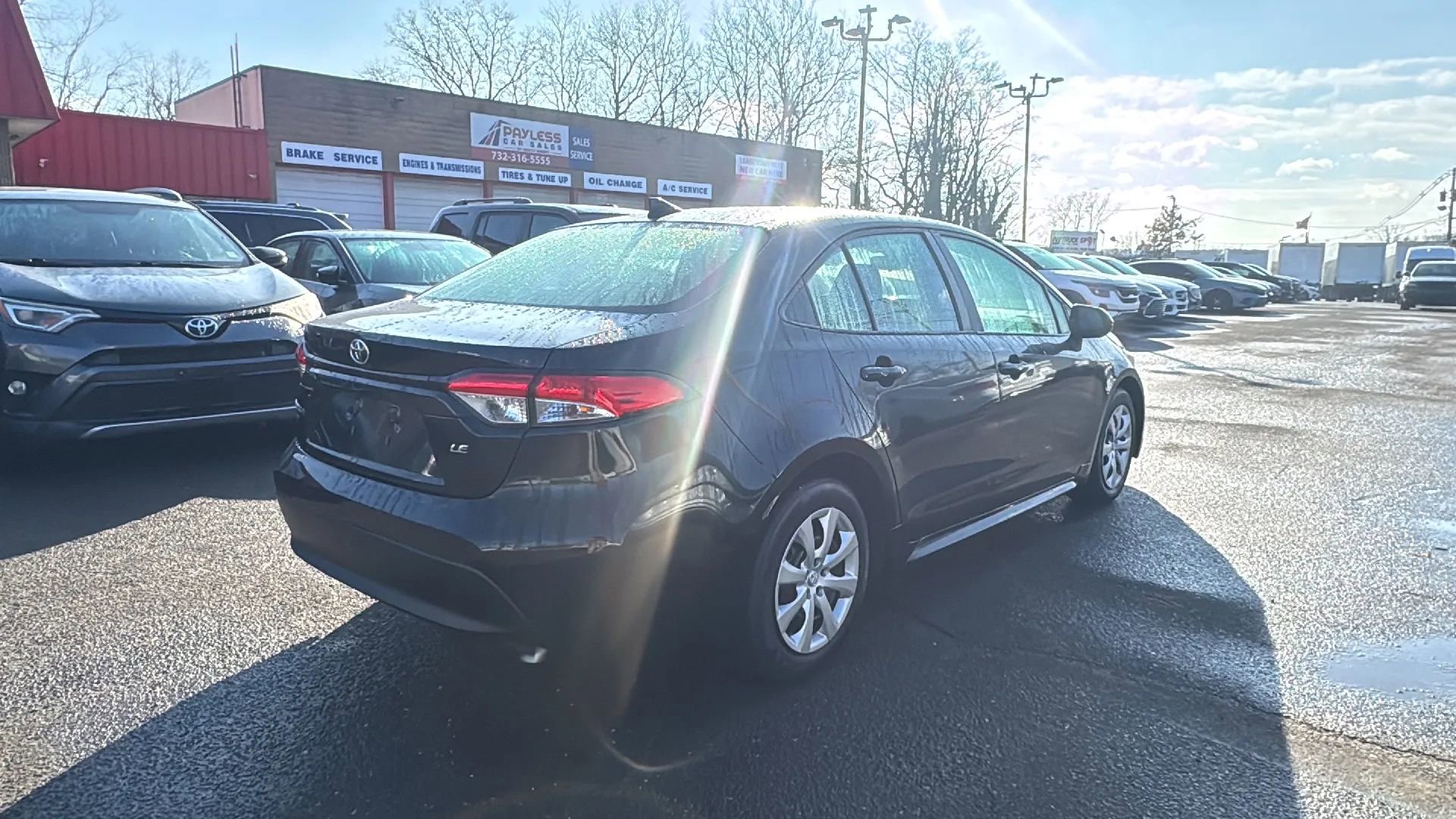 Used 2025 Toyota Corolla LE image 5