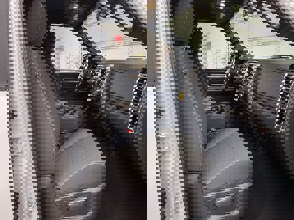 Used 2024 RAM 1500 Classic Warlock image 18