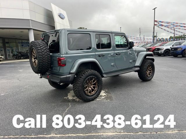 Used 2026 Jeep Wrangler Unlimited Sahara AWD/4WD image 3
