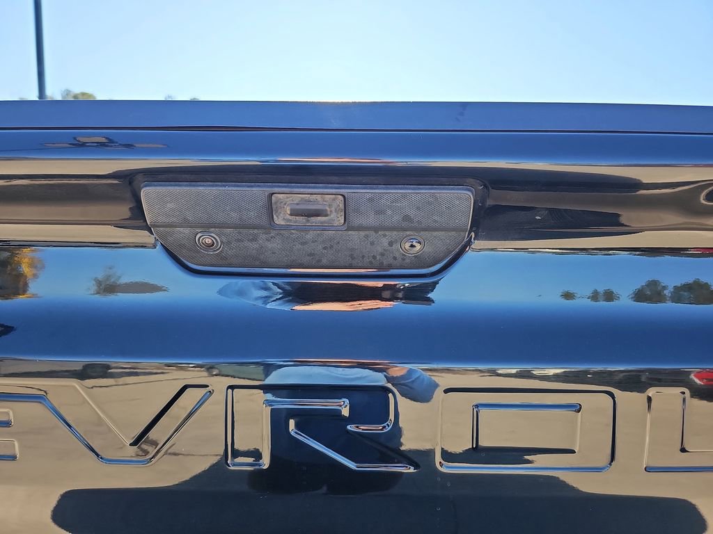 Used 2022 Chevrolet Silverado 1500 Custom image 18