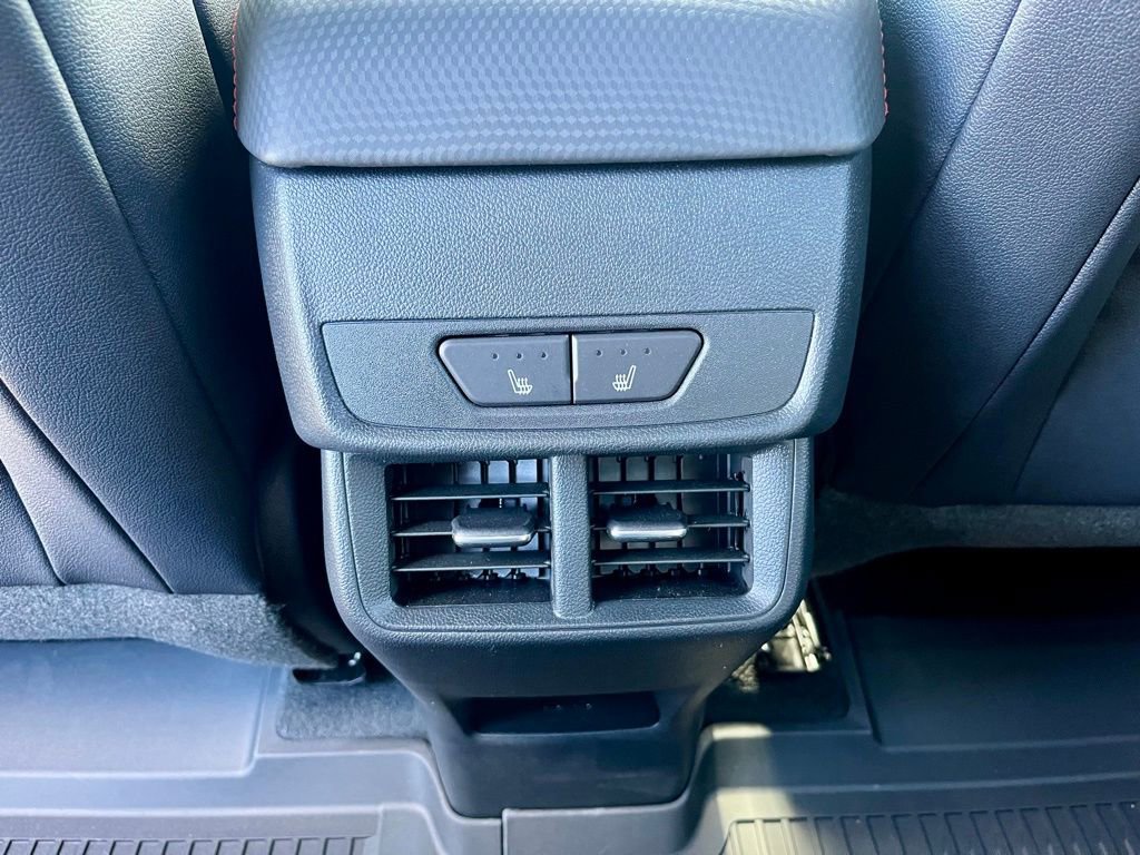New 2026 Chevrolet Equinox RS w/ Convenience Package III AWD/4WD image 24