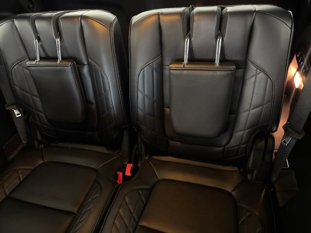 Used 2017 Ford Explorer Platinum AWD/4WD image 27