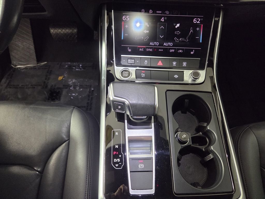 Used 2021 Audi Q7 2.0T Premium w/ Convenience Package AWD/4WD image 12