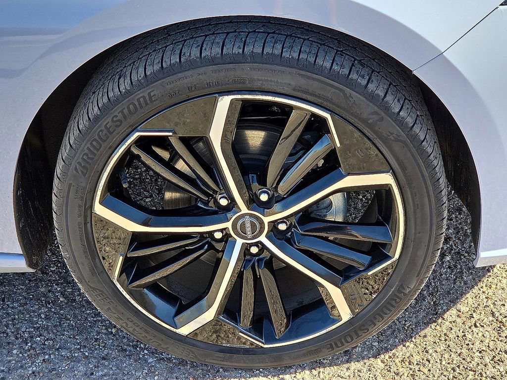 Used 2024 Nissan Altima 2.5 SR image 11