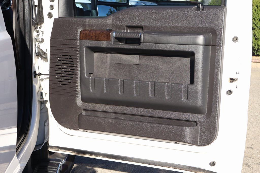 Used 2016 Ford F350 Platinum image 47