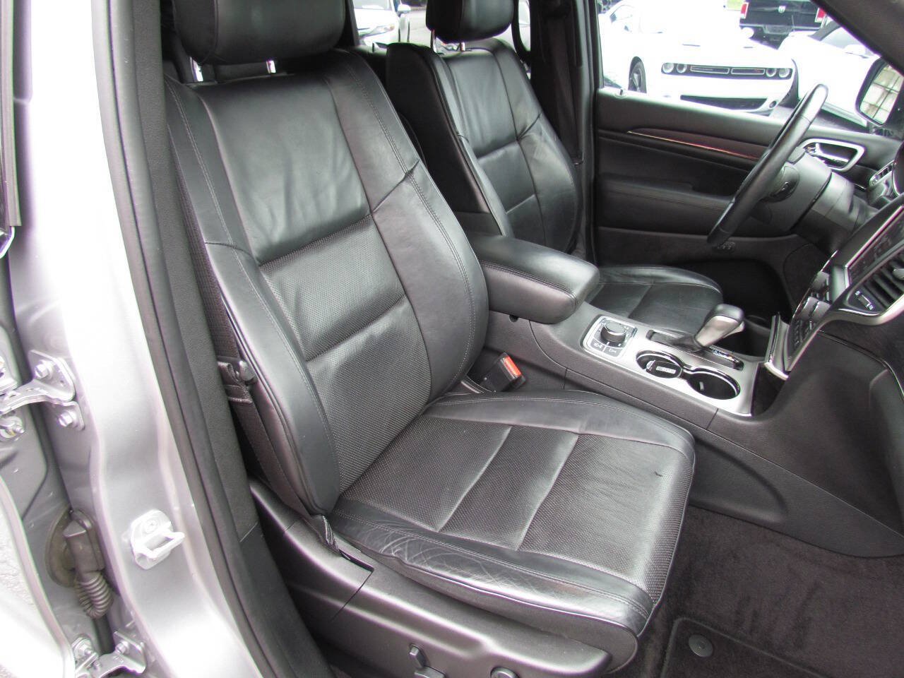 Used 2018 Jeep Grand Cherokee High Altitude AWD/4WD image 18