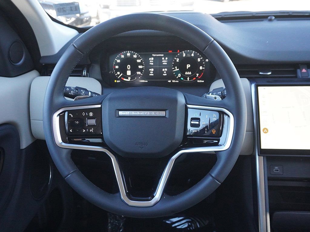 Used 2024 Land Rover Discovery Sport S image 48