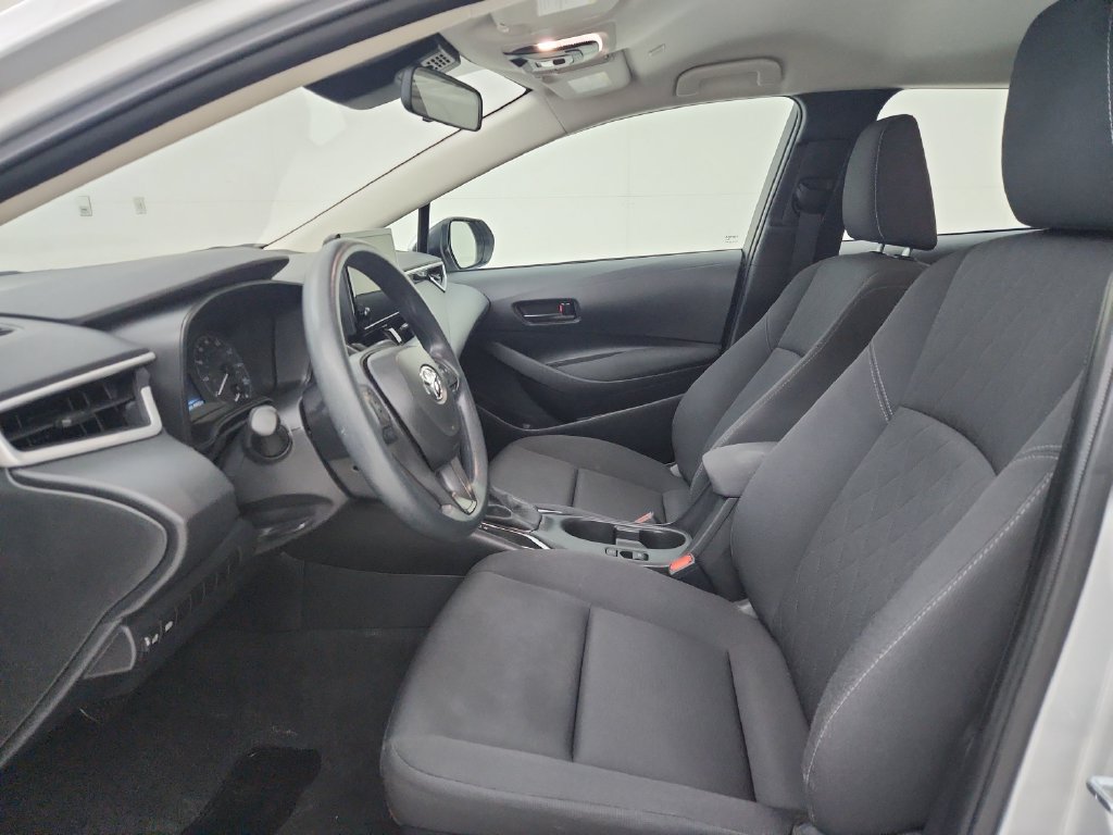 Used 2025 Toyota Corolla LE FWD image 20