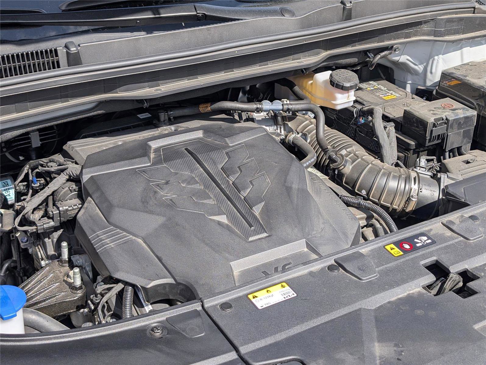 Used 2026 Kia Carnival SX w/ SX Dark Edition Package image 32