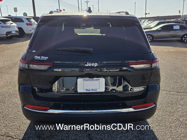 New 2026 Jeep Grand Cherokee Laredo RWD image 10