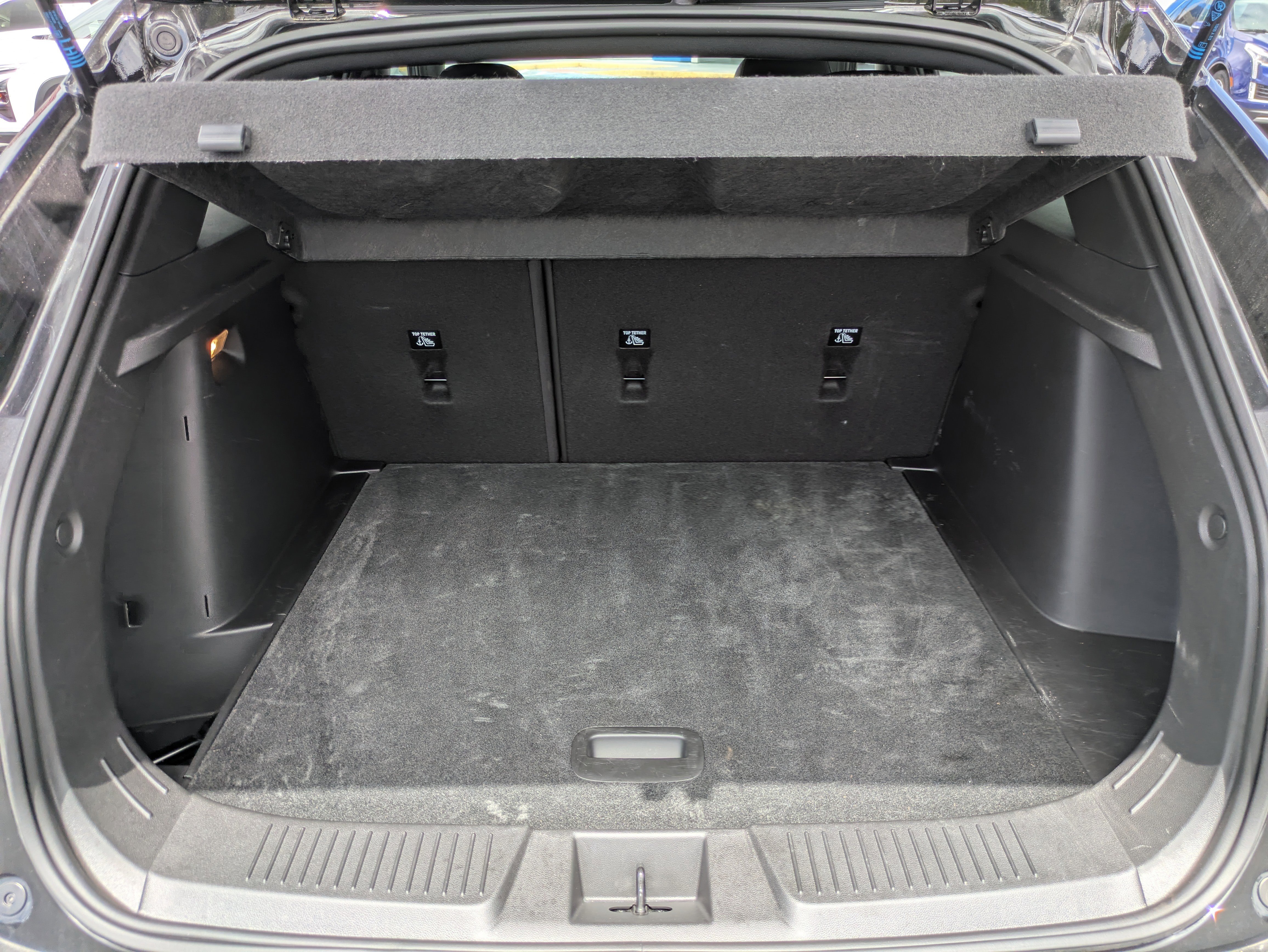 Used 2025 Chevrolet Trax RS w/ Sunroof Package FWD image 7