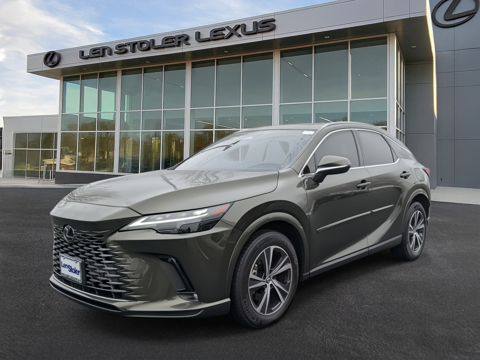 Certified 2023 Lexus RX 350h 350h Premium AWD w/ Accessory Package (K3) image 7