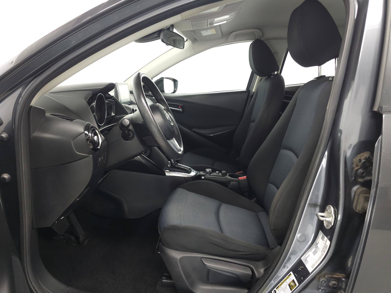 Used 2016 Scion iA FWD image 4